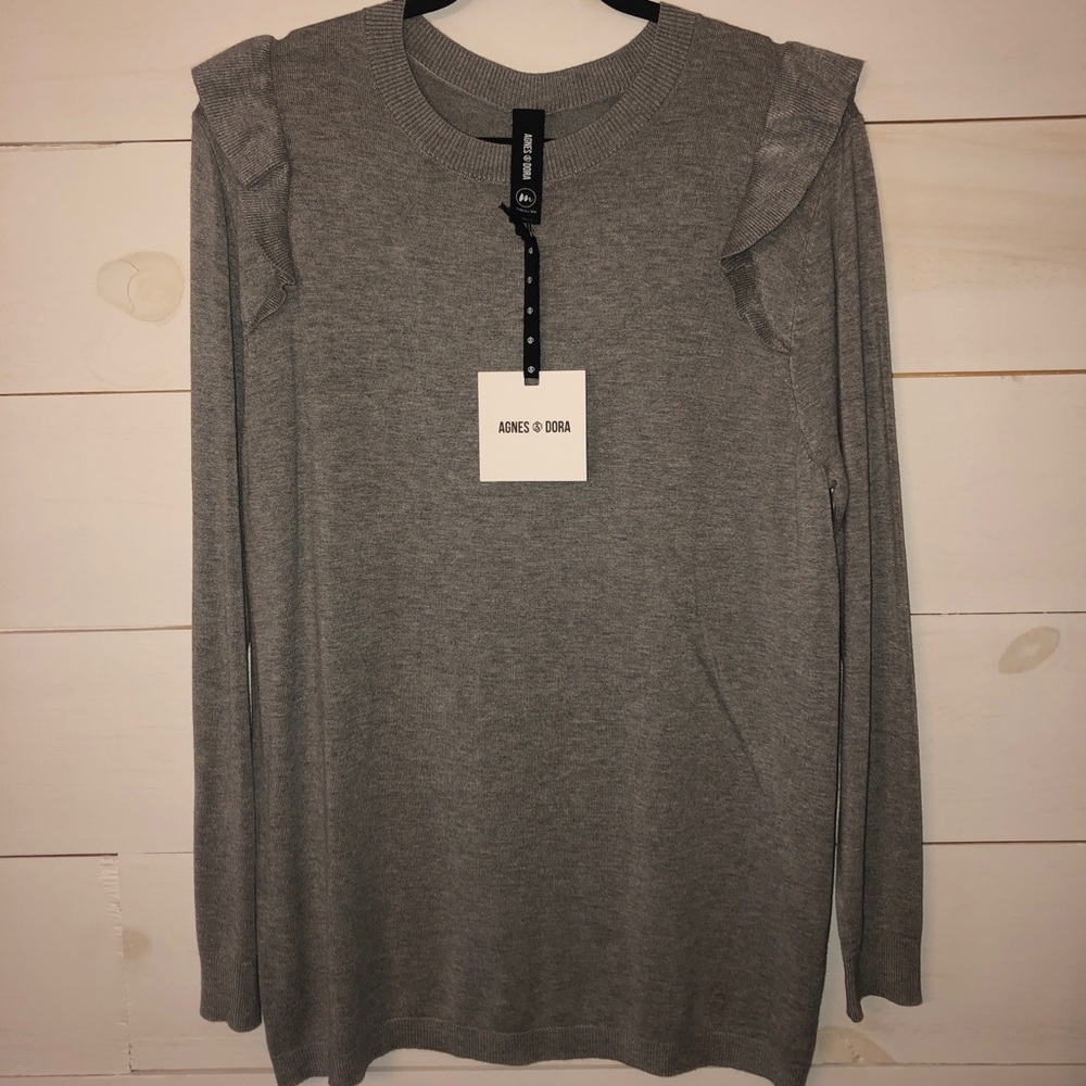 NWT Agnes & Dora Ruffle Shoulder Sweater | Size M